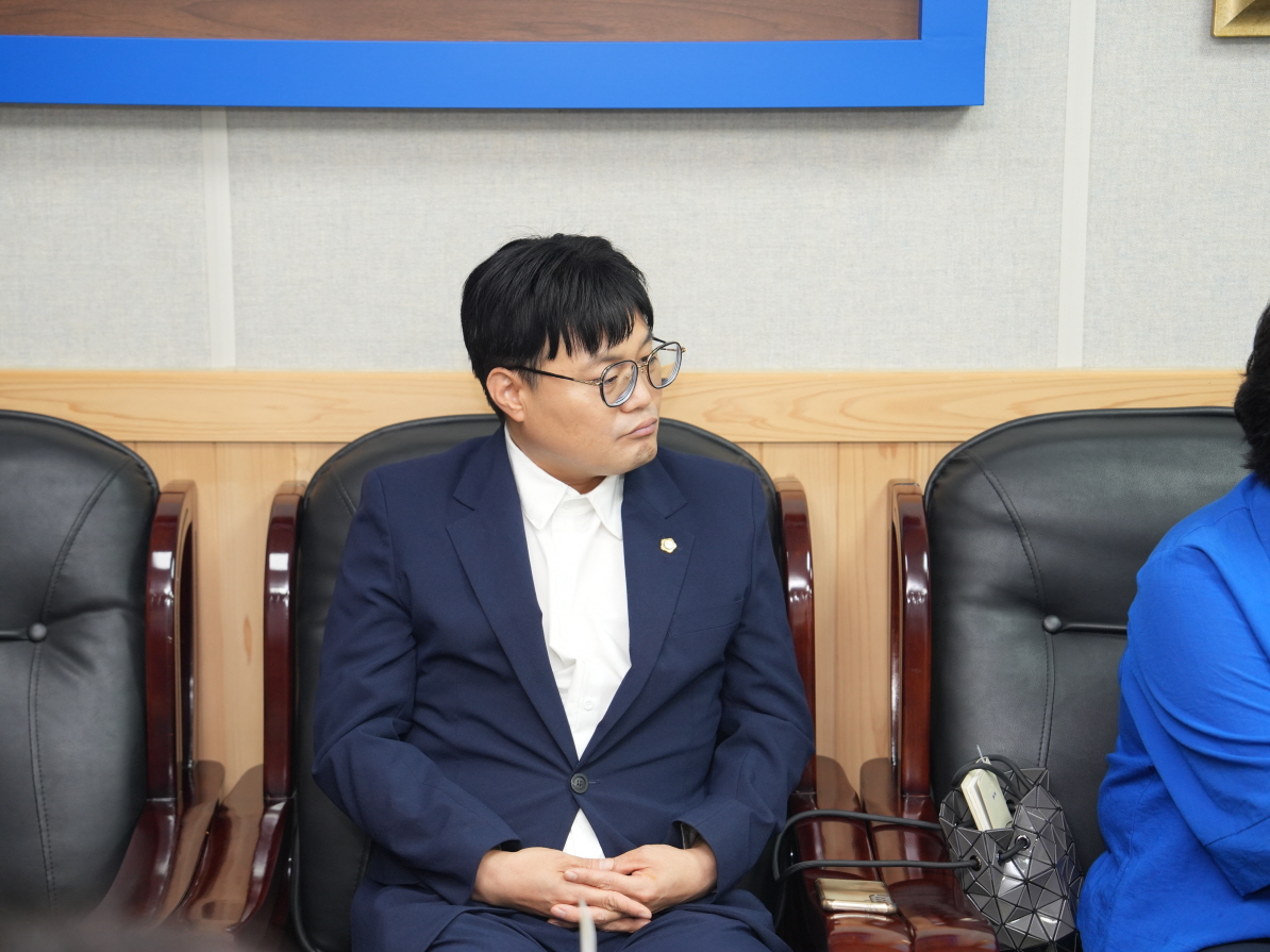 '인천광역시 남영희 글로벌도시정무부시장 강화군의회 방문과 주요현황 및 건의사항 전달' 게시글의 사진(7) '[꾸미기]7.JPG'