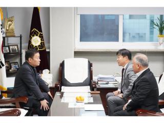 한국국토정보공사 강화군지사장 의회 방문면담